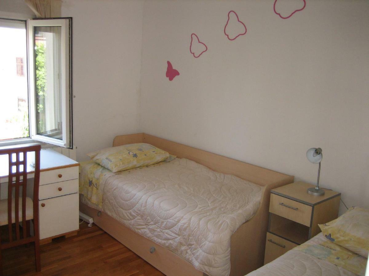 Tihi Apartman Zadar Buitenkant foto