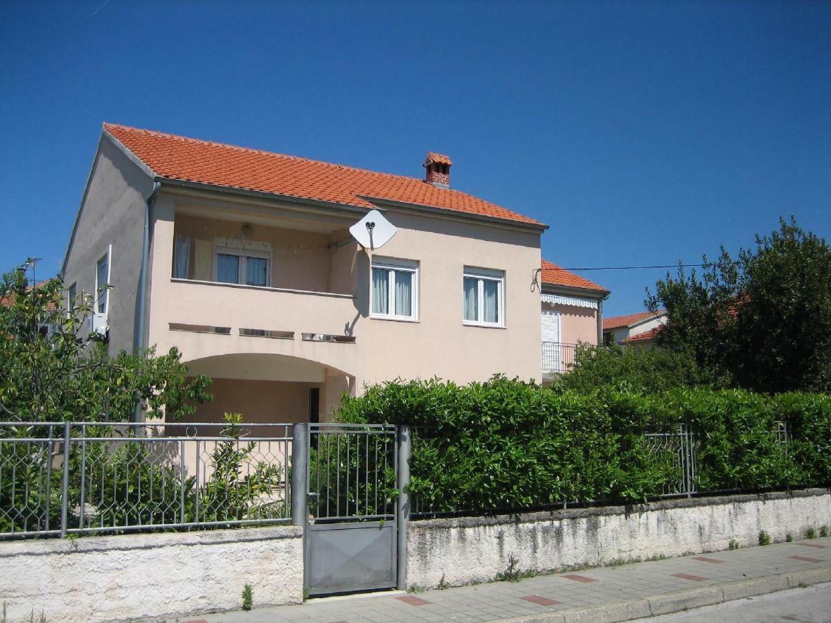Tihi Apartman Zadar Buitenkant foto
